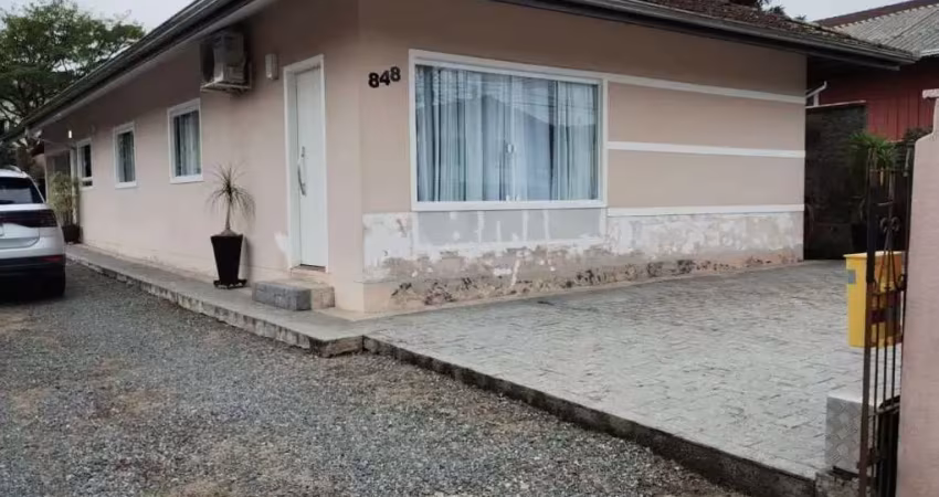 Casa com 3 quartos à venda no Floresta, Joinville 