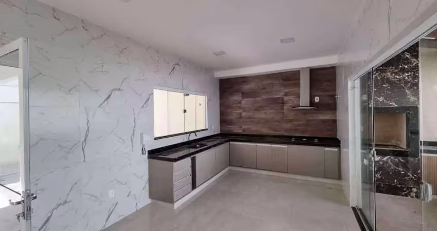 Casa com 3 quartos sendo uma suíte  à venda, 250 m² por r$ 600.000 - laranjeiras - uberaba/mg
