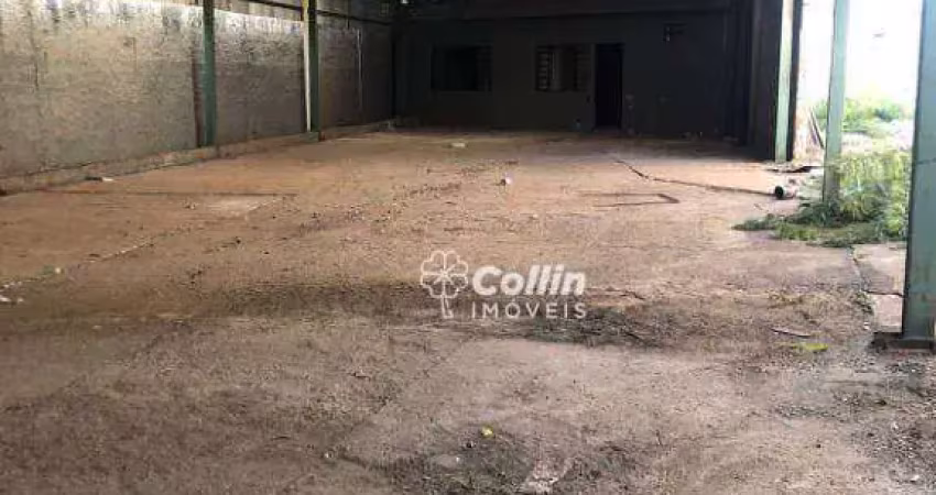 Galpão para alugar, 450 m² por r$ 3.280,00/mês - são benedito - uberaba/mg