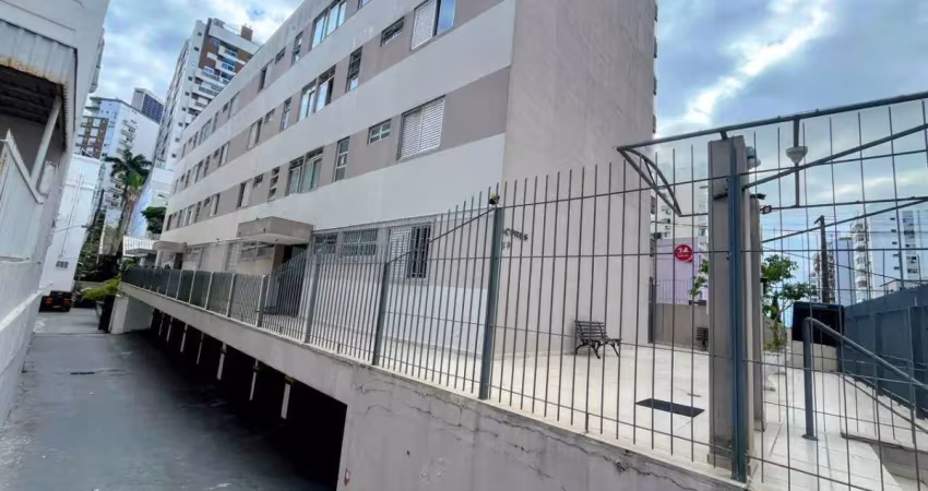 Apartamento 2 dorm no coração de florianópolis – próximo à beira-mar!
