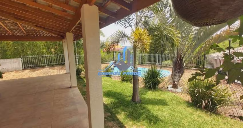 Casa para Venda em Atibaia, Rosário, 3 dormitórios, 1 suíte, 2 banheiros, 2 vagas