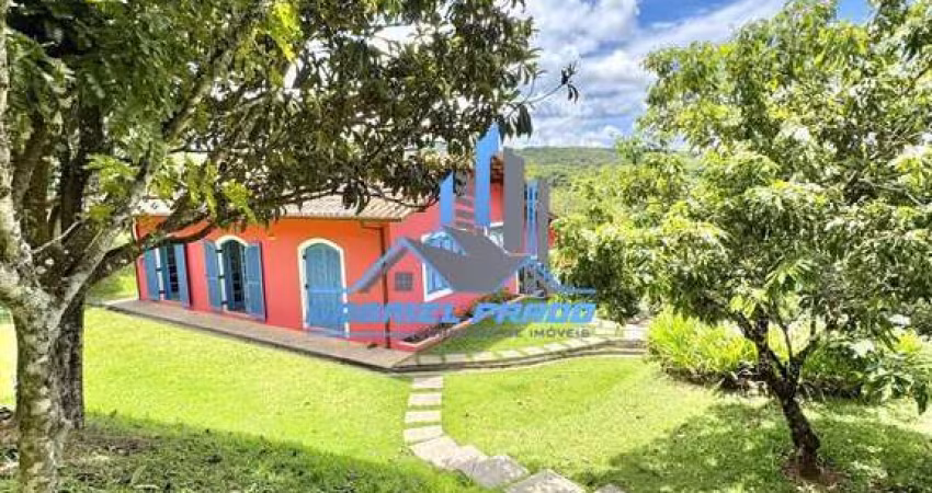 Casa para Locação em Atibaia, Clube da Montanha, 3 dormitórios, 2 suítes, 3 banheiros, 6 vagas