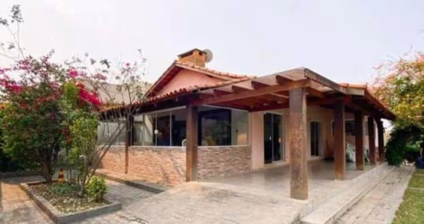 Casa para Venda em Atibaia, Retiro das Fontes, 3 dormitórios, 1 suíte, 2 banheiros, 3 vagas