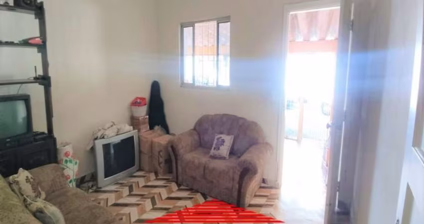 Casa térrea na Água Funda com 2 vagas de garagem