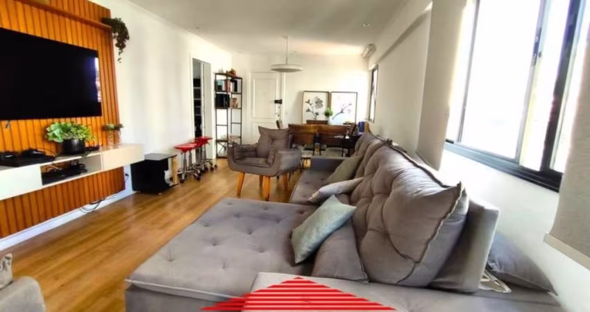Apartamento com 3 quartos para alugar na Avenida Ramalho Ortigão, 70, Vila Gumercindo, São Paulo