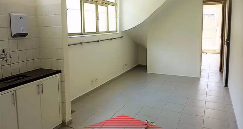 SOBRADO RESIDENCIAL OU COMERCIAL, A 800m DO METRÔ