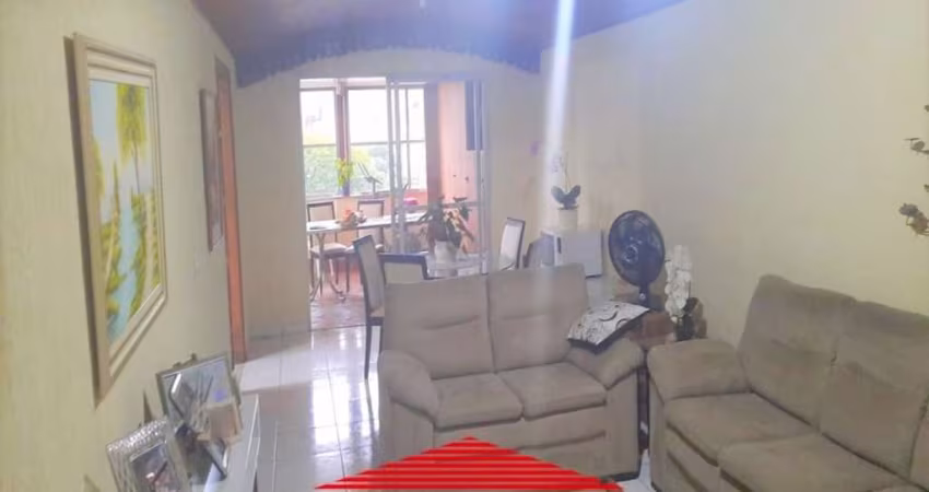 Sobrado à venda em Bosque da Saúde