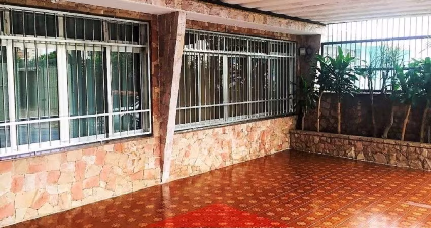Lindo sobrado com edícula nos fundos!