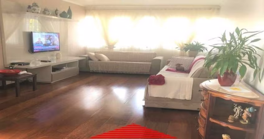 EXCELENTE SOBRADO! PRONTO PARA SER HABITADO.