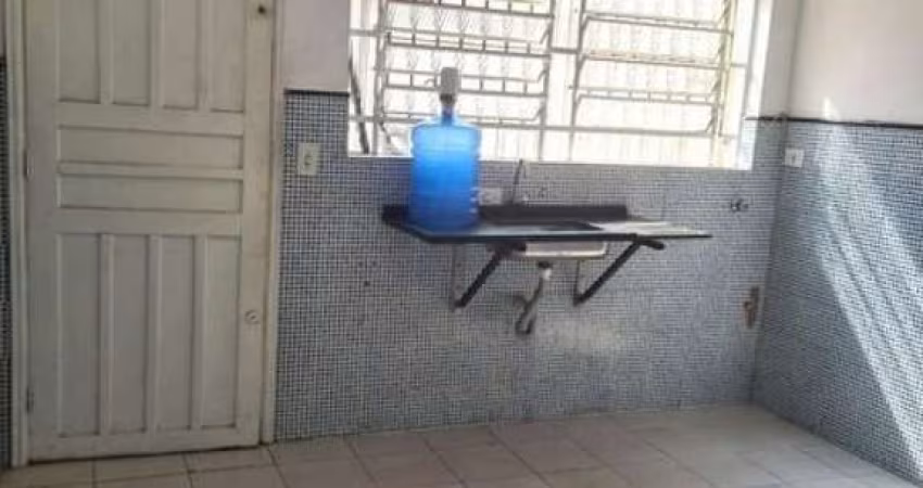 Sobrado Comercial a venda na Vila das Mercês com 102m²