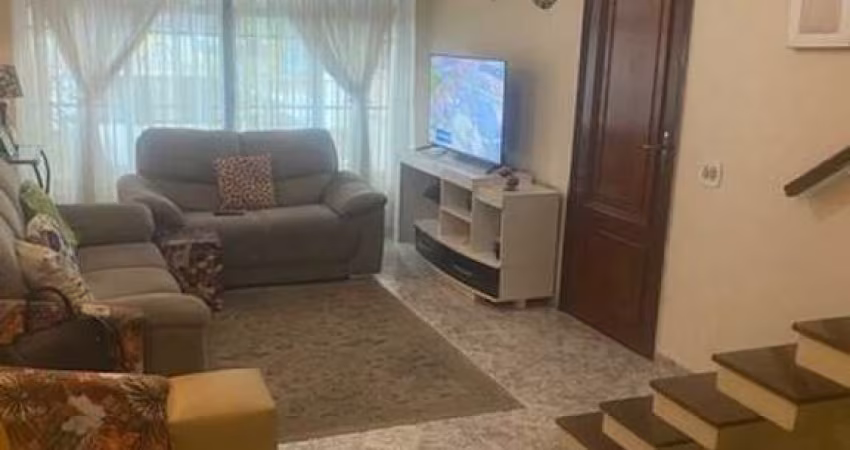Vende-se Sobrado no Jardim Saúde - Excelente Estado de Conservação!