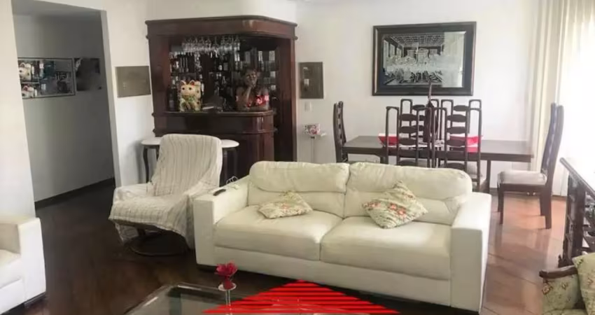 Apartamento na São Judas.