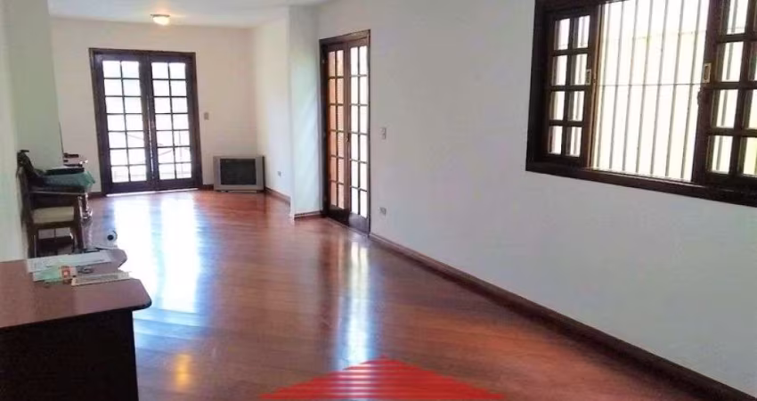 SOBRADO ALTO PADRÃO