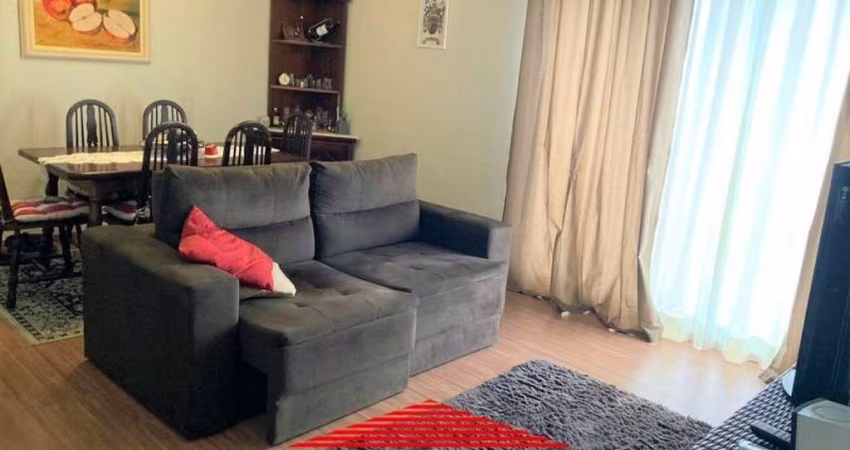Apartamento na Vila Gumercindo.