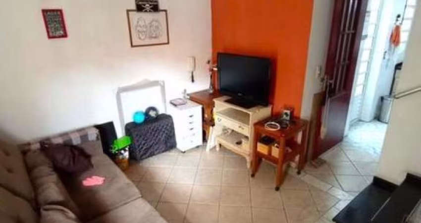 Casa em Condomínio fechado!