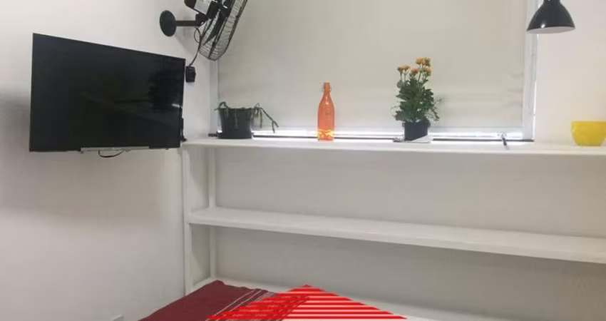 Kitnet / Stúdio para alugar na Rua Luís Góis, 2172, Mirandópolis, São Paulo