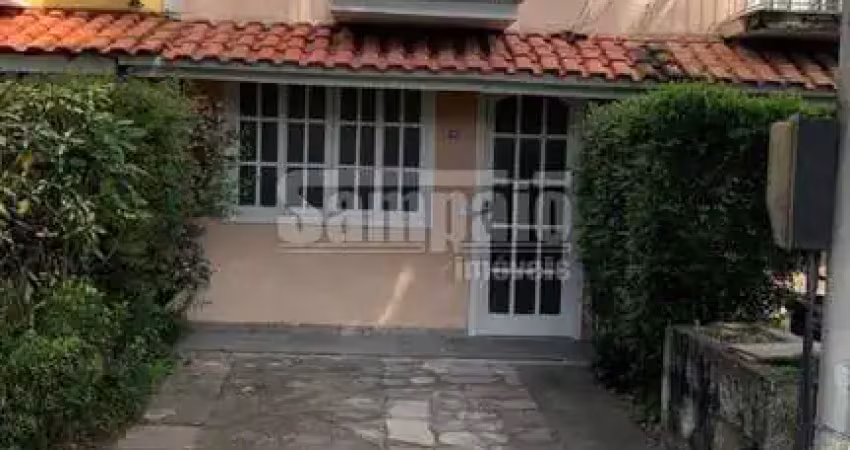 Casa aconchegante de 2 quartos no condomínio pomar do mendanha