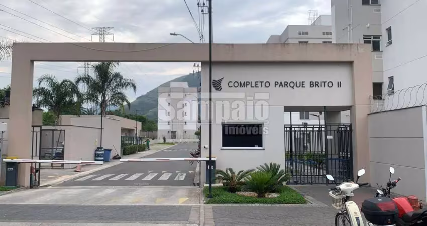 Apartamento térreo de 1ª locação com 2 quartos no condomínio residencial completo parque brito ii