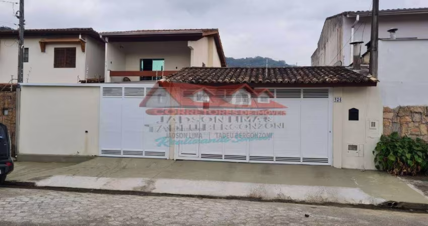 Sobrado reformado, com 03 quartos ( sendo 02 suítes)- Estrela D&amp;apos;Alva- Caraguatatuba/SP