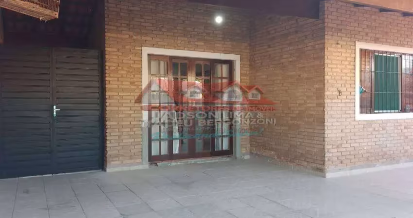 Excelente casa térre com 03 dormitórios e edícula no barranco alto