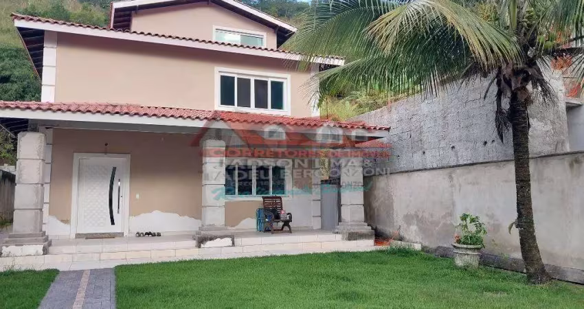Portal da Olaria- Magnifica Vivenda com 05 dormitórios ( 03 suites)- Praia do Arrastão - São Sebastião/SP