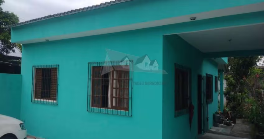 Casa com 2 quartos à venda no Travessão, Caraguatatuba 