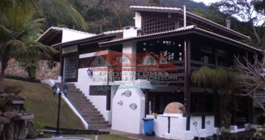 Casa na praia de guaecá - portal do carmo - são sebastião