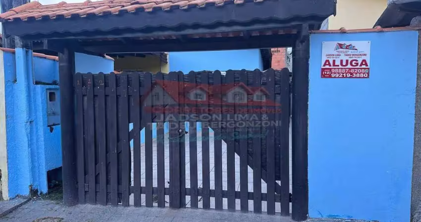 Casa disponível para locação no Morro do Algodão!