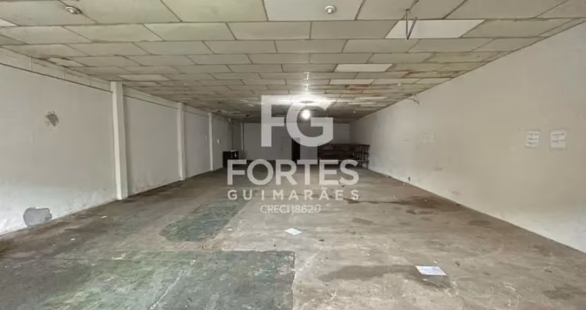 Salão comercial com 343m² de área construída no bairro centro !