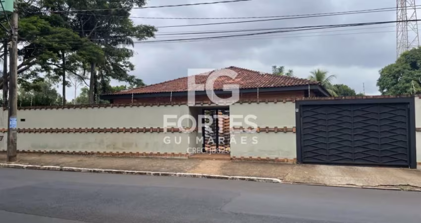 Casa Comercial Para Locação, 05 Salas, 1803 m² de Terreno, 18 Vagas de Garagem P/ Clientes, República