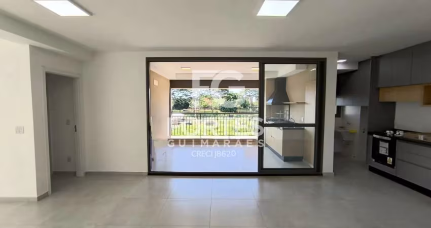 Apartamento 110m², com 2 quartos suítes sendo 1 máster, completos em armários e ares condicionados, no Plazas de España ao lado do hospital Unimed;