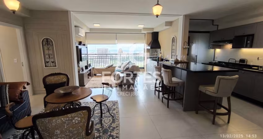 Apartamento Mobiliado e Decorado com 110m² no Plazas de España ao lado do hospital Unimed, com 3 quartos suítes sendo 1 máster, com armários e 2 com ares condicionados;