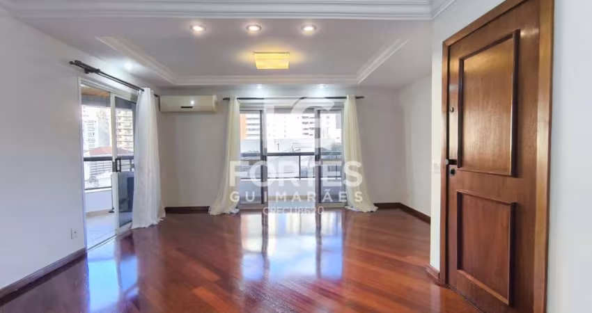 Apartamento 150m² com 4 quartos sendo 2 suítes, 3 com armários e ares condicionados, no Higienópolis ao lado do hospital São Francisco e HC, próximo do shopping Santa Úrsula;