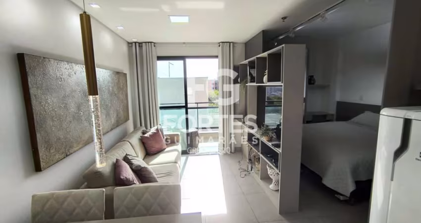 Apartamento Studio Mobiliado Tipo Flat 35m² com 1 quarto suíte, com armário e ar condicionado, ao lado do parque Raya;