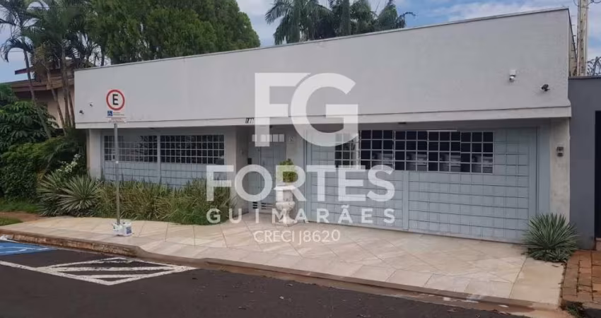 Imóvel Comercial 450m² com 15 salas, ideal para clinicas mas atende outras atividades, localizado no bairro Alto Da Boa Vista, entre as avenidas João Fiusa e Independência;