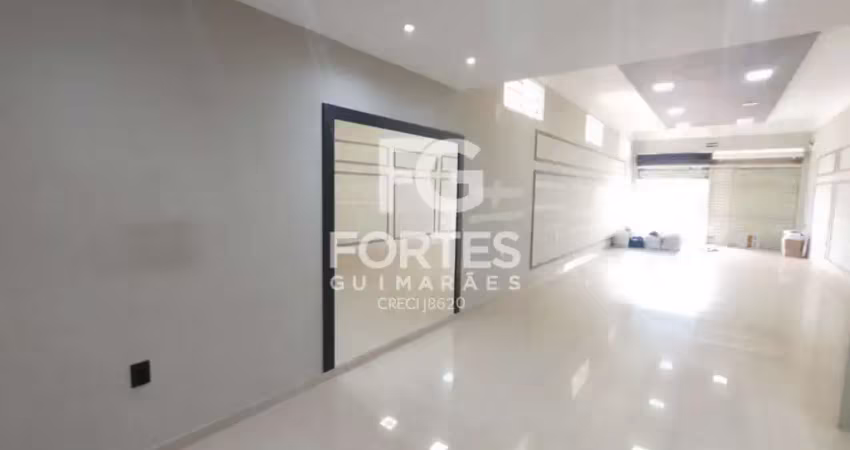 Sala amplo  com 55 m² de área construída no bairro centro!