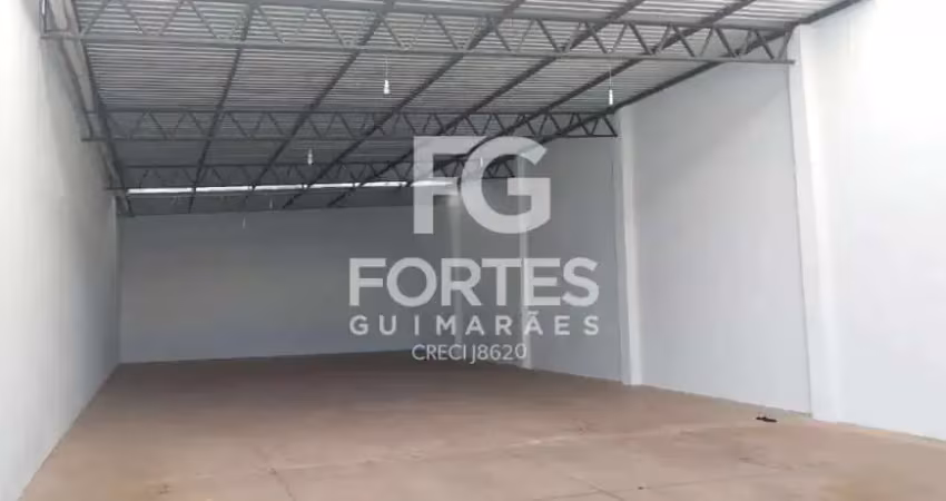Salão amplo para locação de 131m² de área construída no bairro jóquei clube!