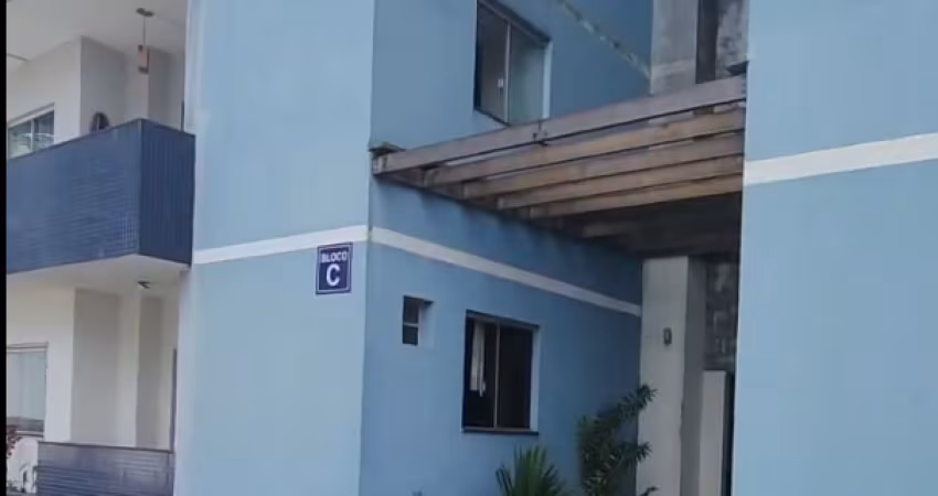 Alugo apartamento térreo no Ilhas do Caribe