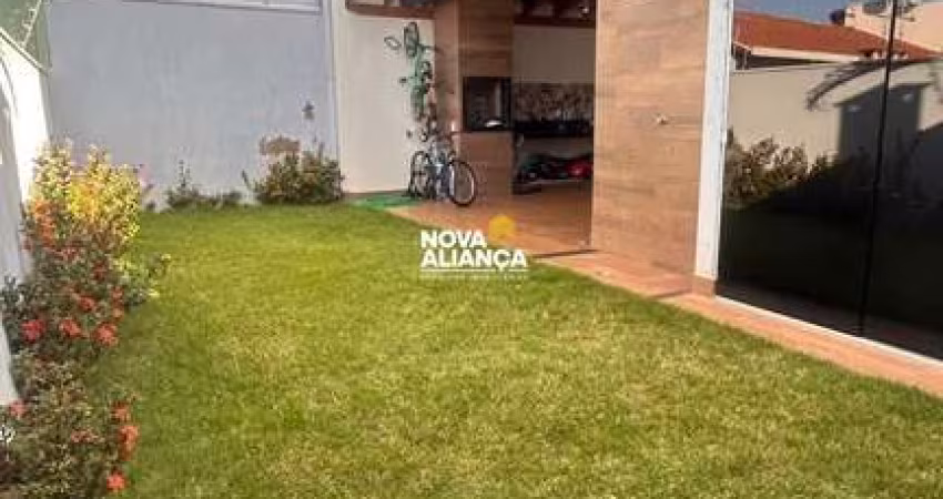 Casa à venda no bairro Nenê Gomes – Conforto, sofisticação e espaço para toda a