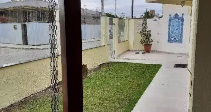 CASA  A VENDA EM BALNEARIO PEREQUE