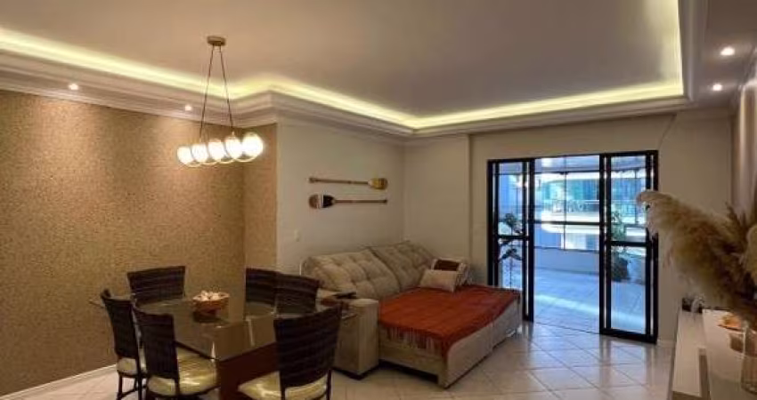 Apartamento com Vista para o Mar em Meia Praia