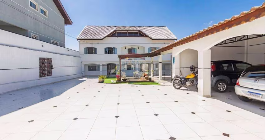 Casa no Campo Comprido 380m² – Estuda Permuta - 5 quartos sendo 2 suítes – 10 vagas