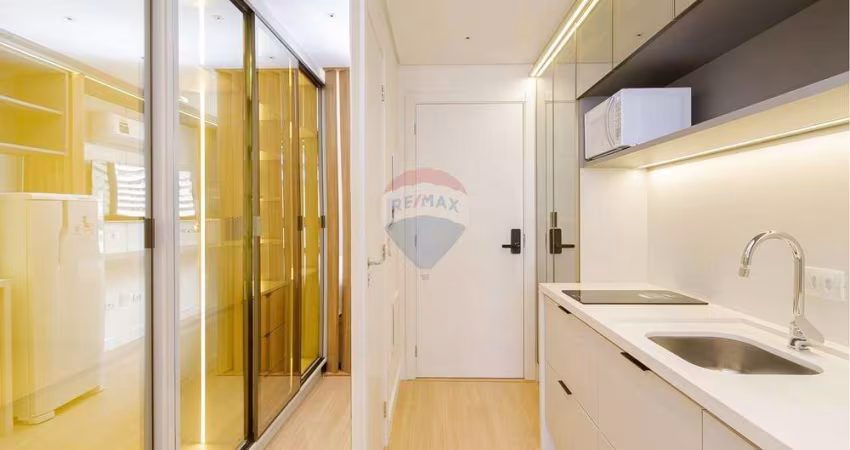 ALUGUEL STUDIO NOVO, TOTALMENTE MOBILIADO – R$ 2.275,00 (ver detalhes do pacote de locação na descrição) – Edifício All Batel – no bairro Batel.