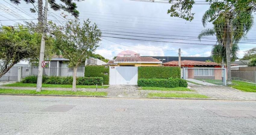 Casa térrea no Hugo Lange com 286,90m2 podendo ser Residencial ou comercial