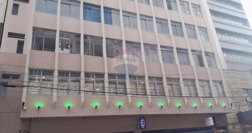 Garagem Comercial no Centro por Ótimo Preço!