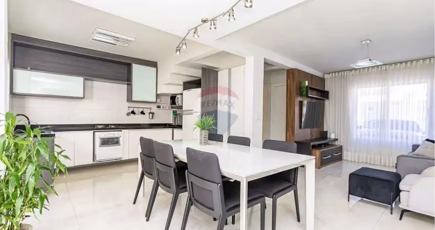 Sobrado com 3 quartos sendo um suíte, 2 vagas de garagem – boneca do iguaçu –são josé dos pinhais/pr  r$ 749.000,00