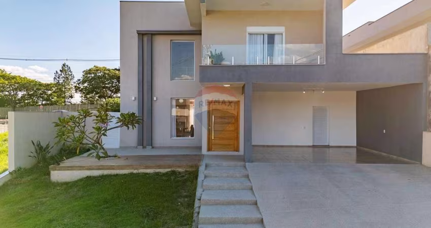 Casa à venda, com 224m², no Condomínio Recanto das Palmas,  Vinhedo-SP. Com 3 quartos, sendo 3 suítes.