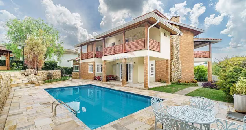 Vende-se casa maravilhosa com 4 quartos, sendo 3 suítes no condomínio mais querido de vinhedo!