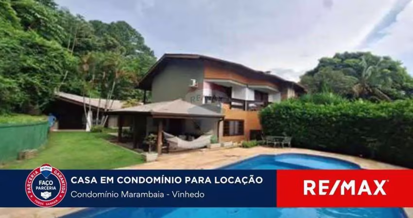 Casa de condomínio com 4 quartos e 4 banheiros para alugar, 445 m² por r$ 8.500/mês
