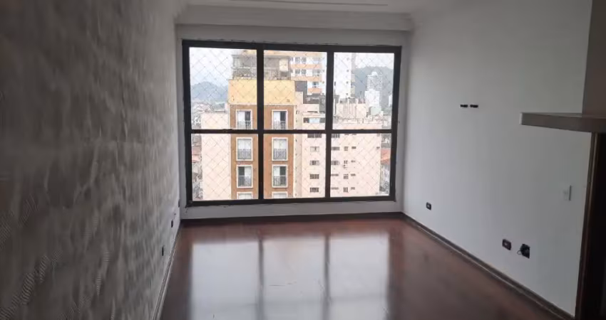 Amplo apartamento para alugar, em frente praia gonzaguinha, 02 dorm. boa vista, são vicente - sp